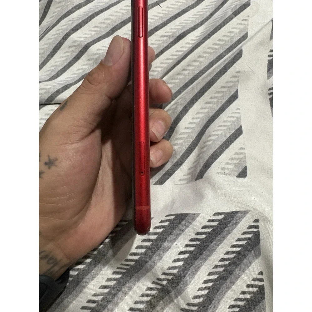 iPhone XR 128GB Red - Parts Only / For Repair (Original Screen & Housing)